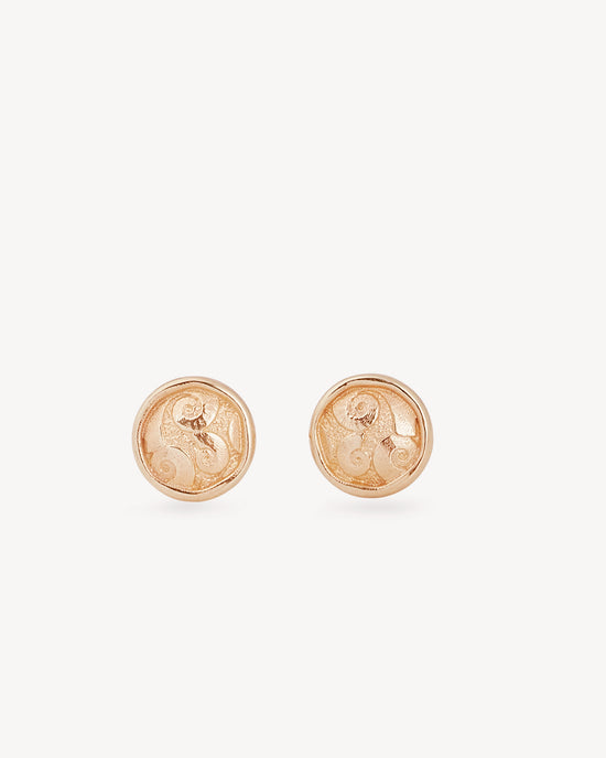 Shell Pastille Stud Earring