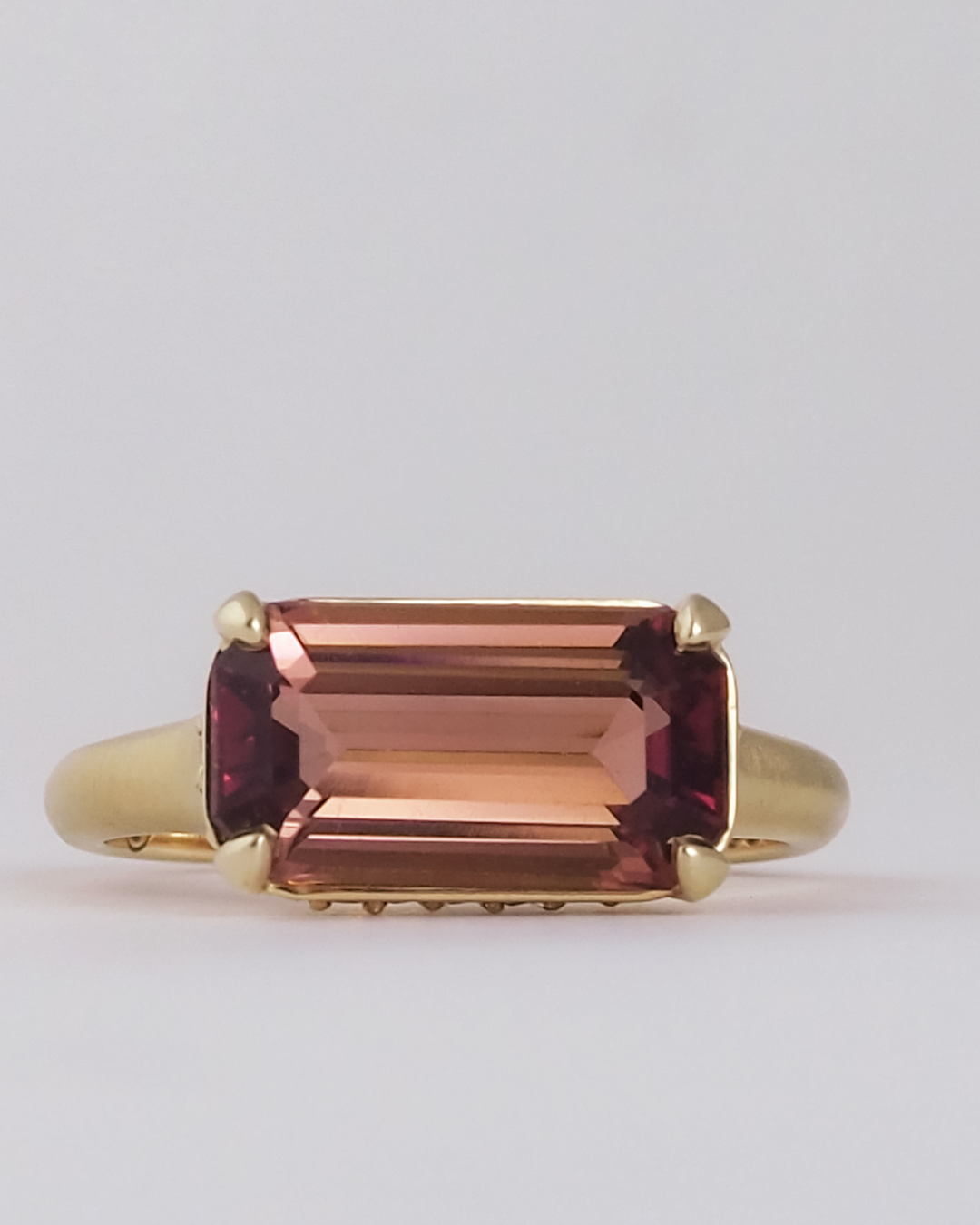 Sunset ring