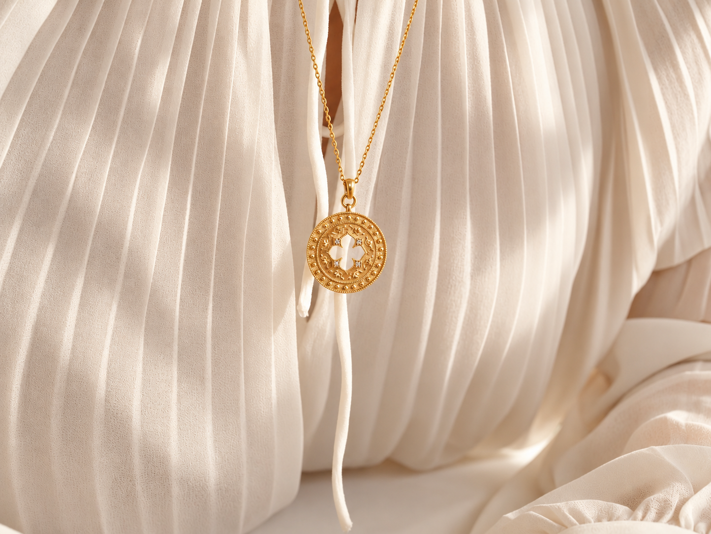 Venice Medallion Pendant