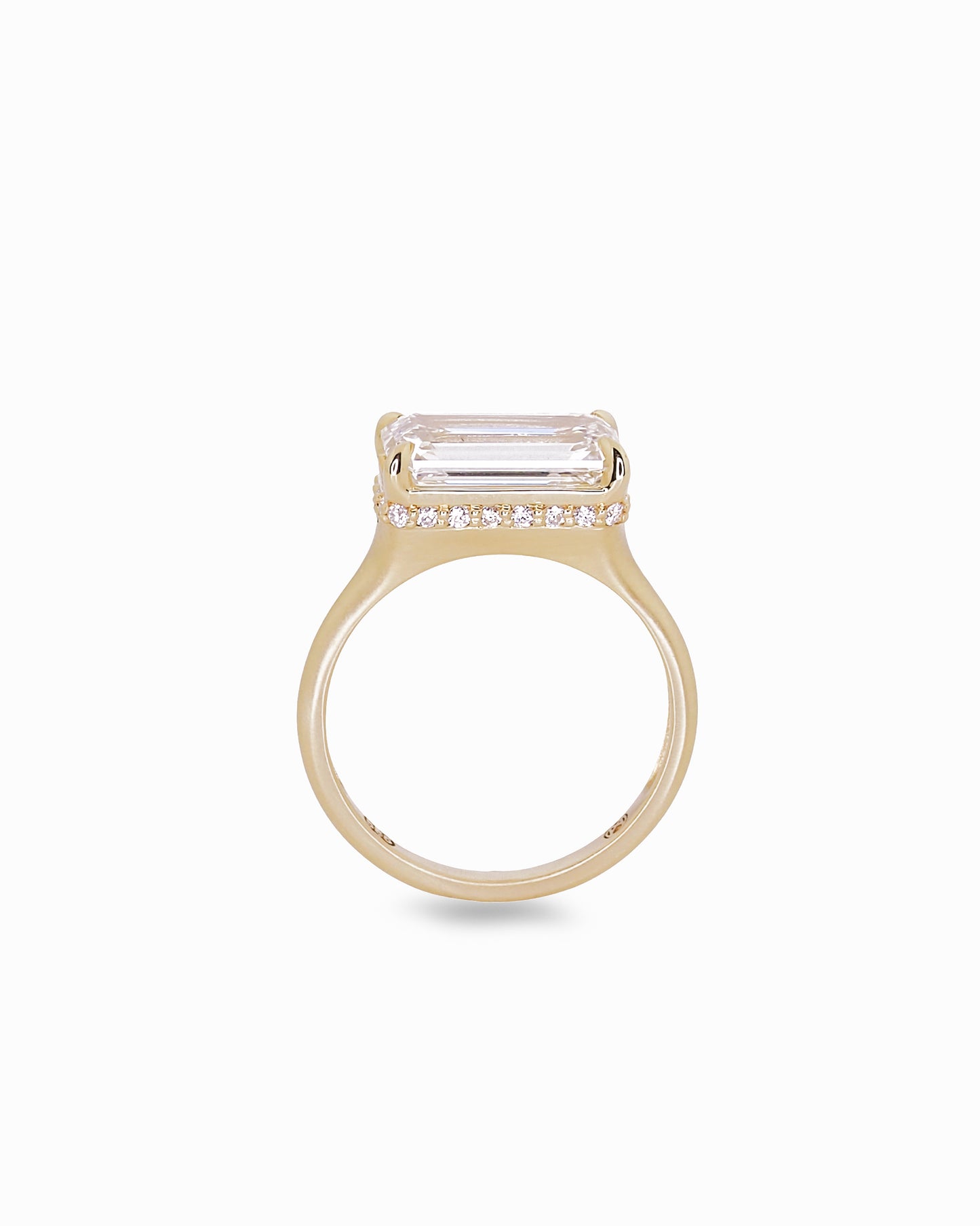 CLARO ring