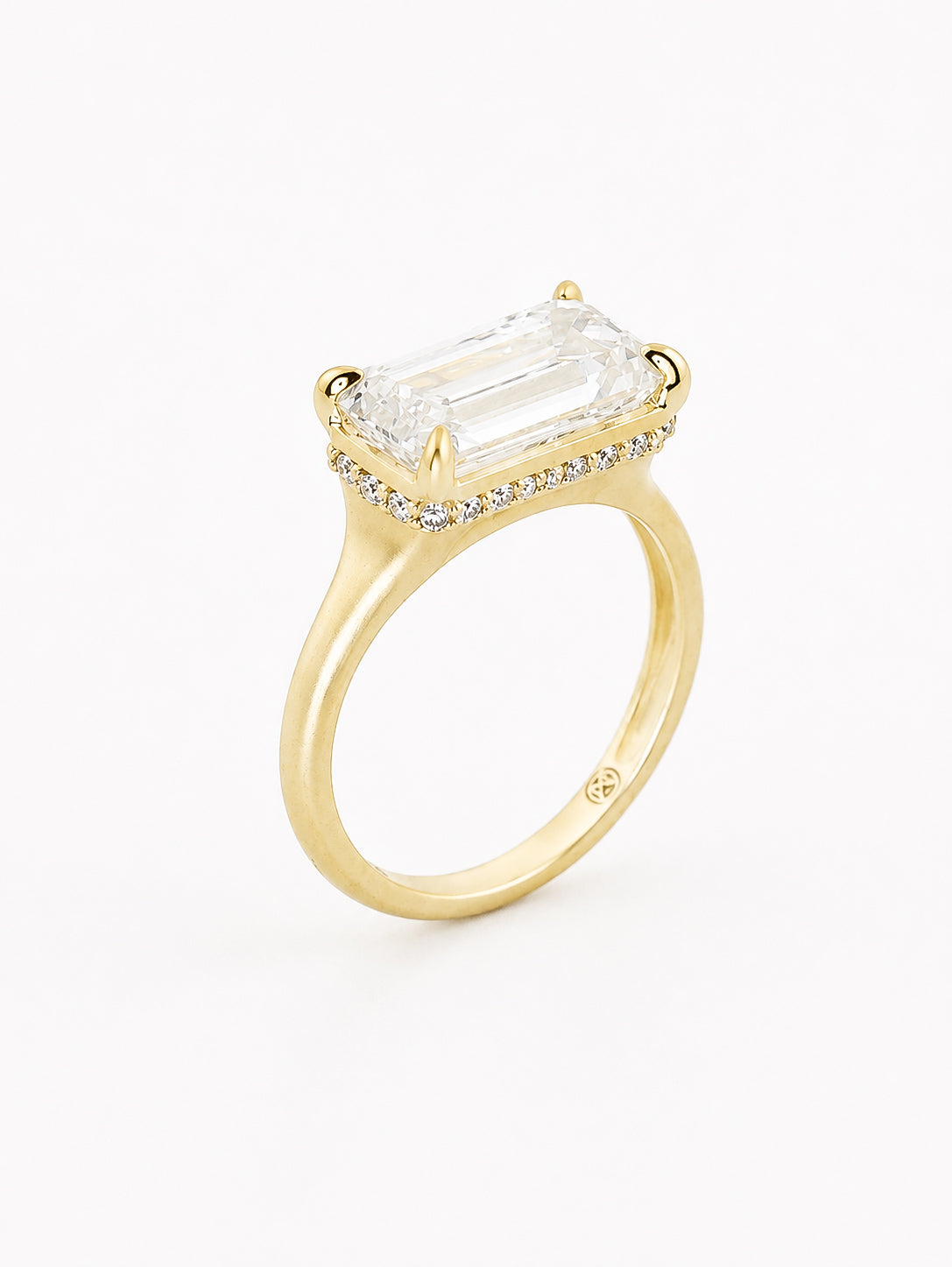 CLARO ring