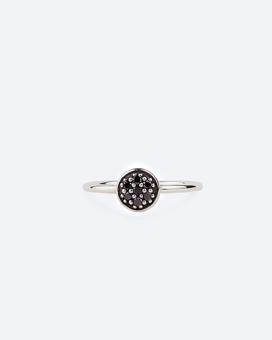 Petit Pastille Ring — Silver with Black Diamonds