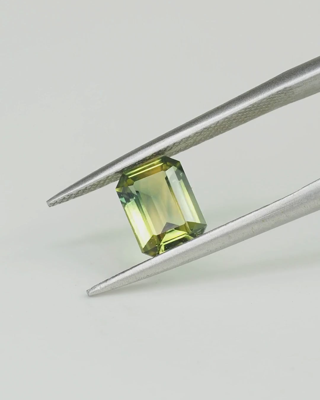 Australian Parti Sapphire — Emerald Cut