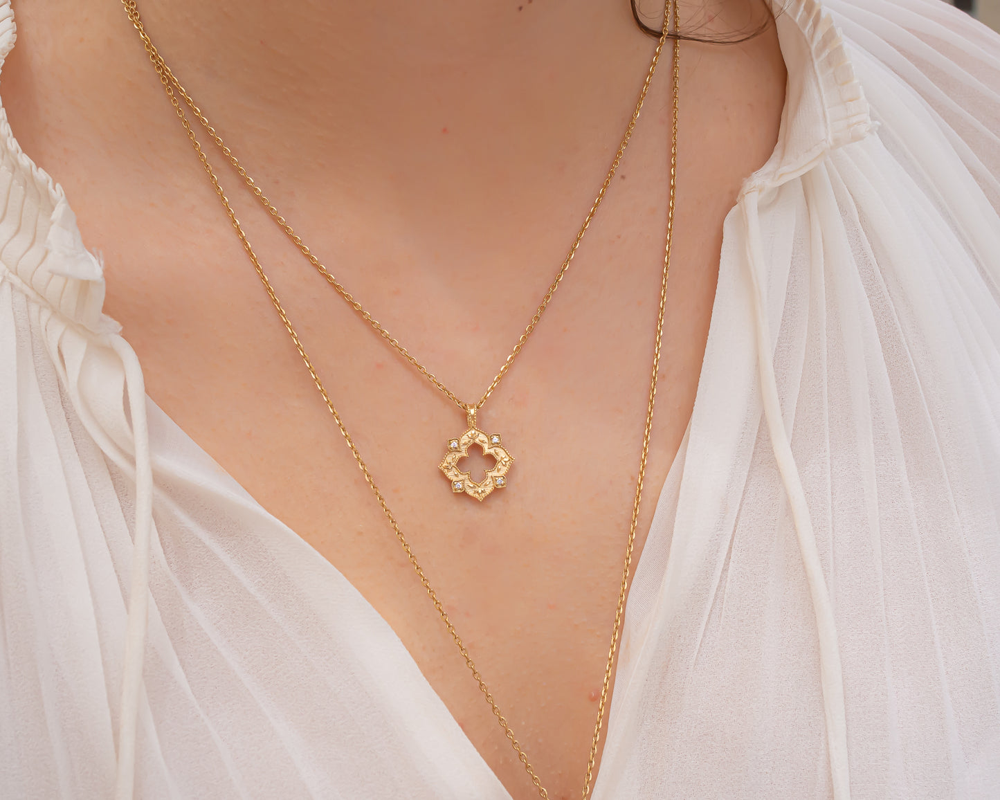 VENICE Pendant, Solid gold with diamonds